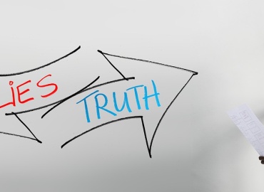 Κολακεία - Το μη ειλικρινές ψέμα...